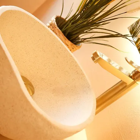 Memories By The Sea - Margarida Do Mar *