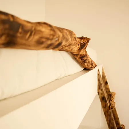 Memories By The Sea - Margarida Do Mar *