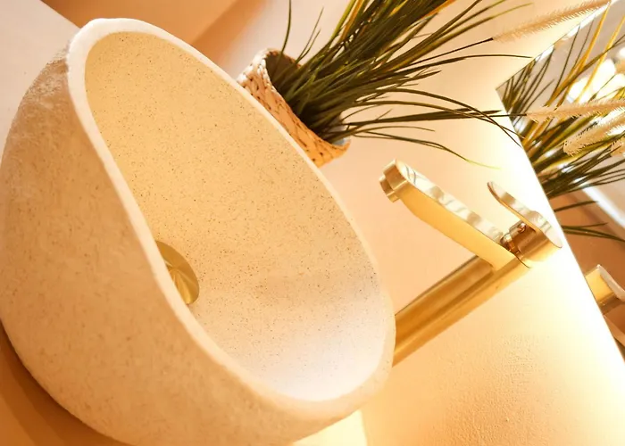 Memories By The Sea - Margarida Do Mar *